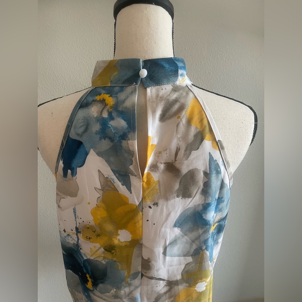 Watercolor Floral High Neck Halter Top Size Small - Picture 3 of 10